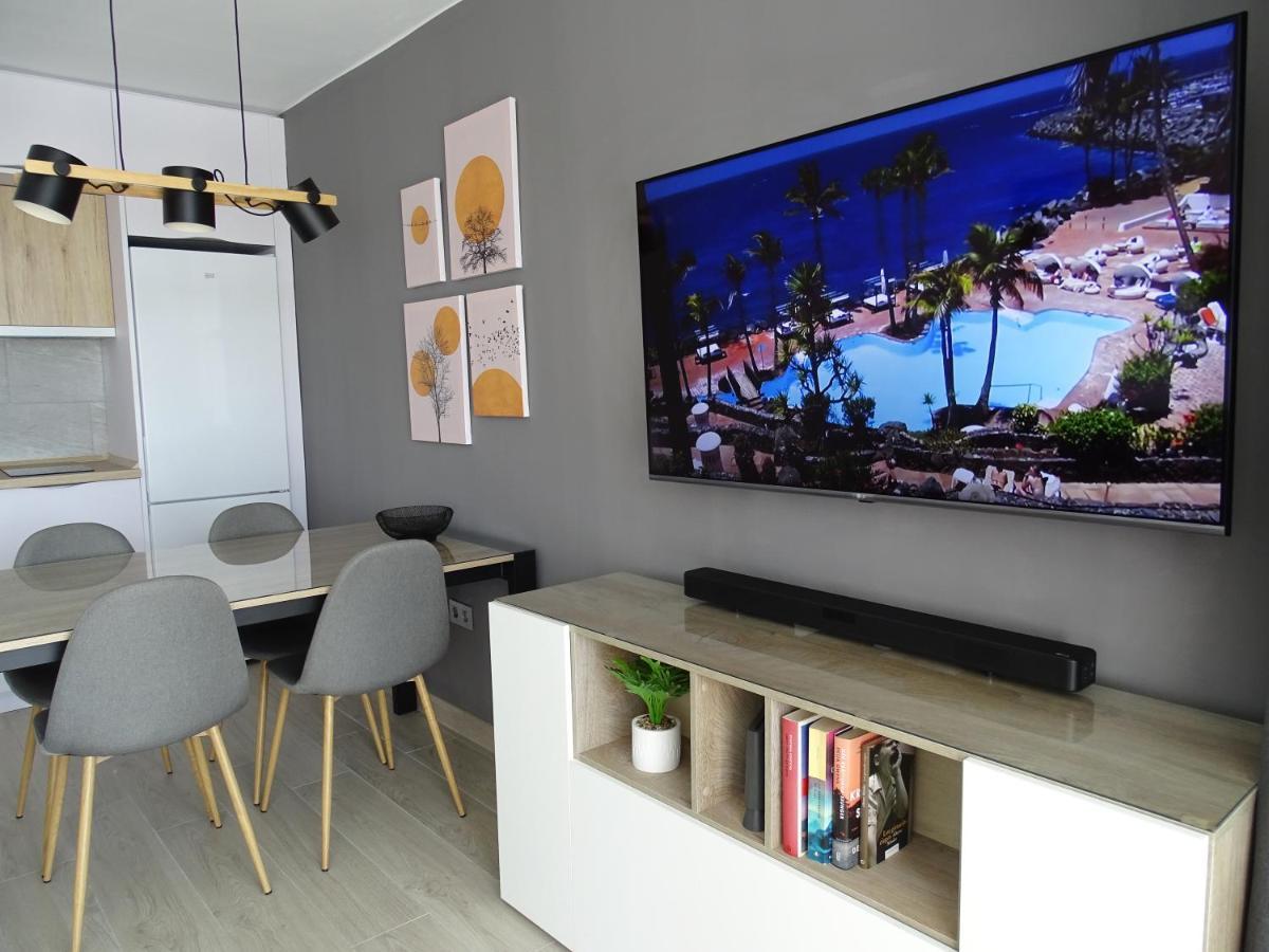 Americas Luxury Low-cost With Terrace & Views